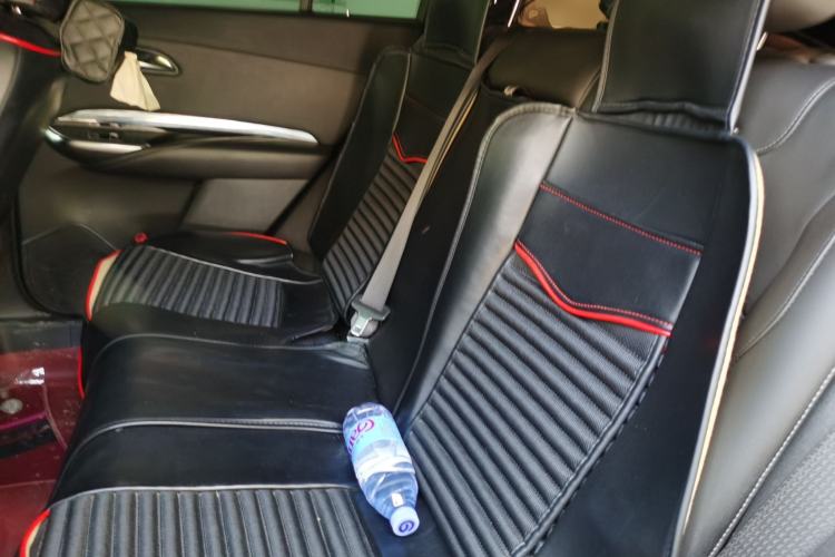 Used Cadillac XT4 2018 28T Two-Wheel Drive Tech Version Left Rear Seat