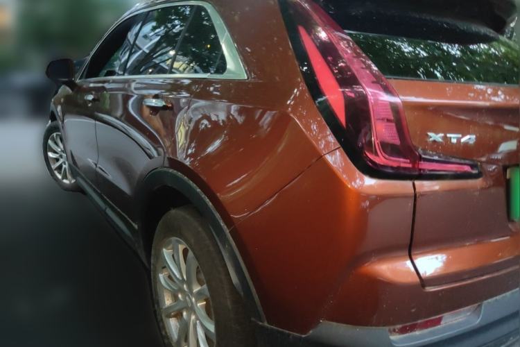 Used Cadillac XT4 2018 28T Two-Wheel Drive Tech Version Rear Left 45 Deg
