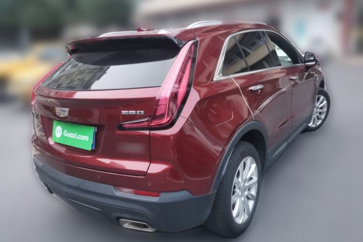 Used Cadillac XT4 2018 28T Two-Wheel Drive Tech Version Rear Right 45 Deg