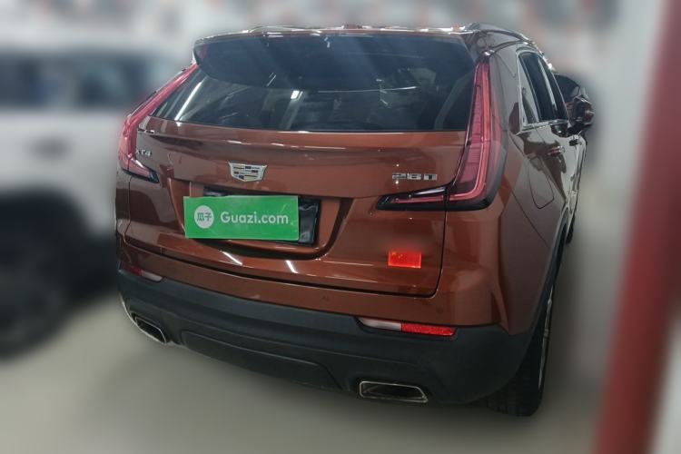 Used Cadillac XT4 2018 28T Two-Wheel Drive Tech Version Rear Right 45 Deg