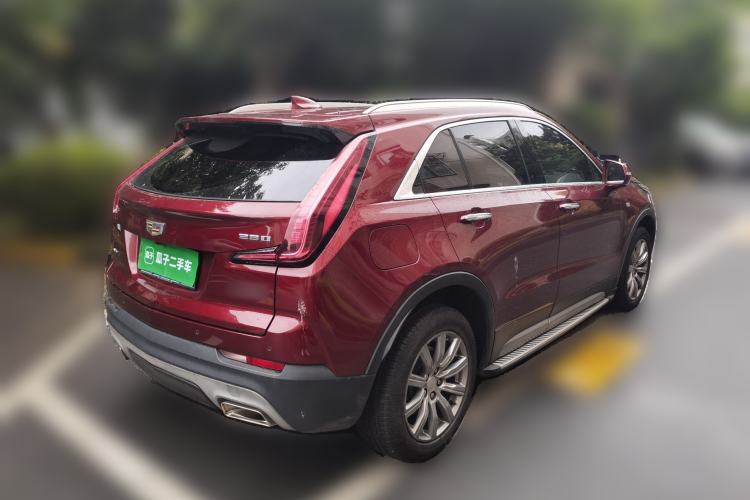 Used Cadillac XT4 2018 28T Four-Wheel Drive Leading Model Rear Right 45 Deg