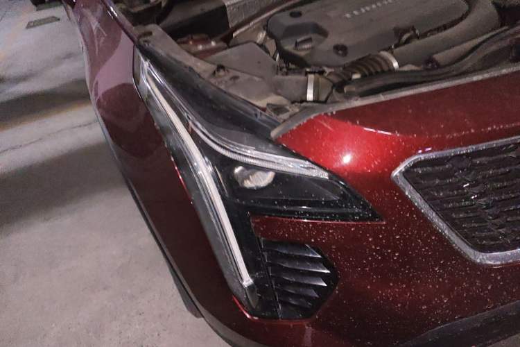Used Cadillac XT4 2018 28T Two-Wheel Drive Leading Version Right Front Headlight