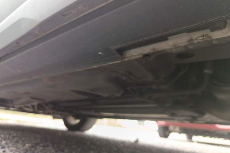 Used Cadillac XT4 2018 28T Two-Wheel Drive Tech Version Chassis Rear Left