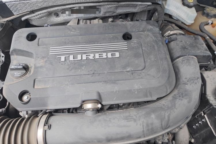 Used Cadillac XT4 2018 28T Two-Wheel Drive Luxury Sport Model Engine Bay