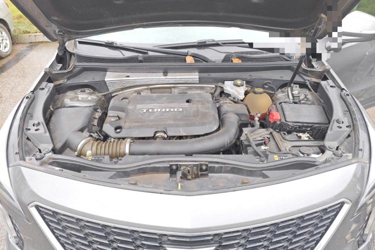 Used Cadillac XT4 2018 28T Two-Wheel Drive Tech Version Engine Bay