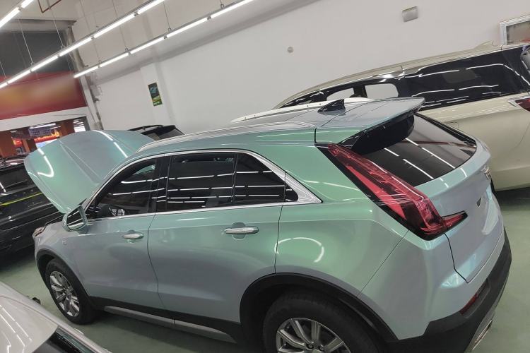 Used Cadillac XT4 2018 28T Two-Wheel Drive Leading Version Exterior 3