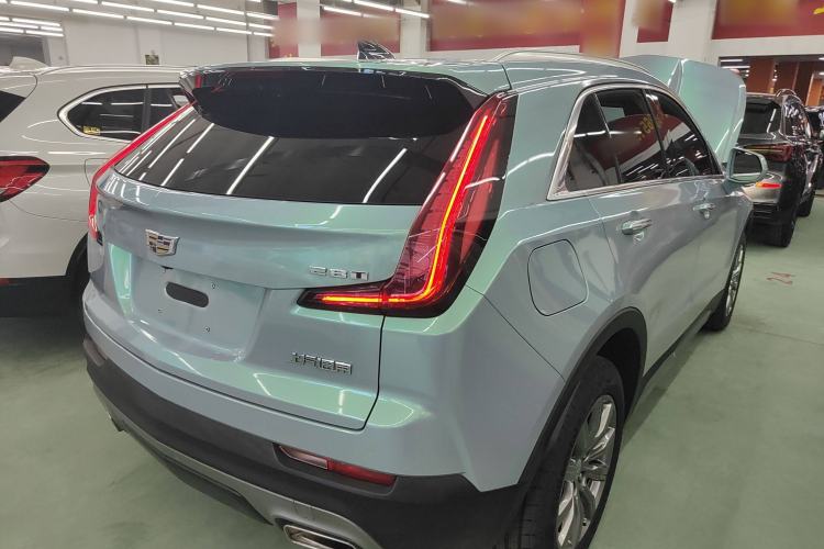 Used Cadillac XT4 2018 28T Two-Wheel Drive Leading Version Exterior 5