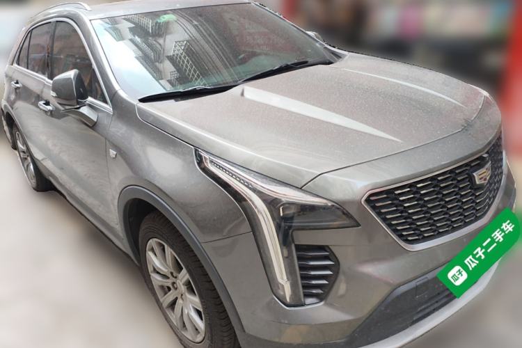 Used Cadillac XT4 2018 28T Four-Wheel Drive Leading Model Front Right 45 Deg