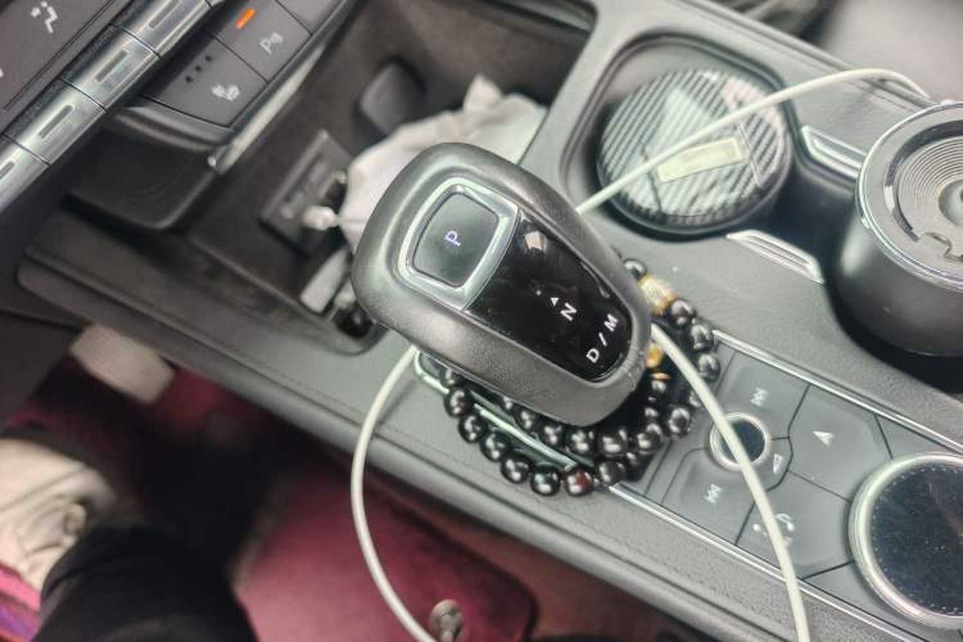 Used Cadillac XT4 2018 28T Two-Wheel Drive Leading Version Gear Lever
