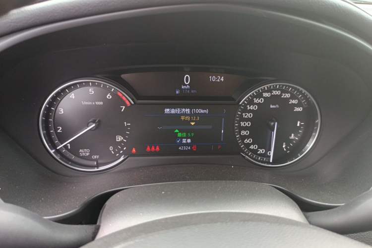 Used Cadillac XT4 2018 28T Two-Wheel Drive Tech Version Instrument Cluster