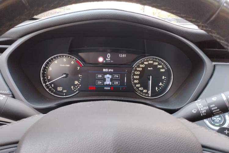 Used Cadillac XT4 2018 28T Two-Wheel Drive Leading Version Instrument Cluster