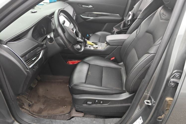 Used Cadillac XT4 2018 28T Two-Wheel Drive Tech Version Left Front Seat