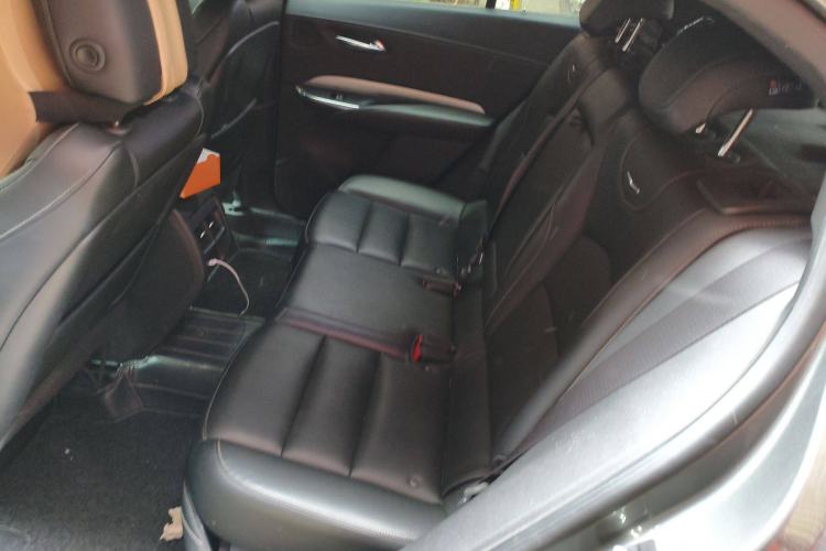 Used Cadillac XT4 2018 28T Four-Wheel Drive Leading Model Left Rear Seat