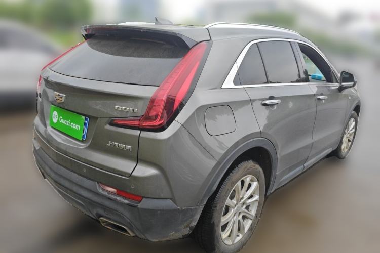 Used Cadillac XT4 2018 28T Two-Wheel Drive Tech Version Rear Right 45 Deg