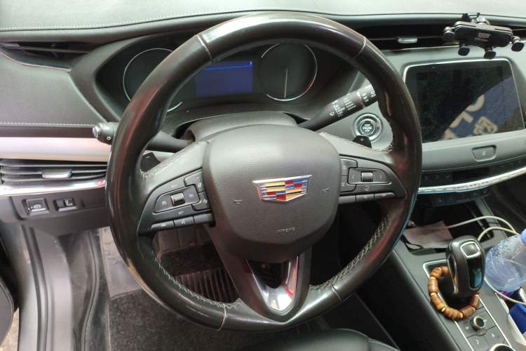 Used Cadillac XT4 2018 28T Four-Wheel Drive Leading Model Steering Wheel