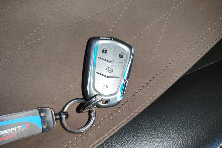 Used Cadillac XT4 2018 28T Two-Wheel Drive Leading Version Vehicle Key