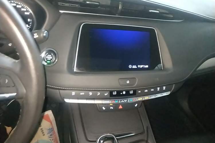 Used Cadillac XT4 2018 28T Two-Wheel Drive Leading Version Audio And AC Panel