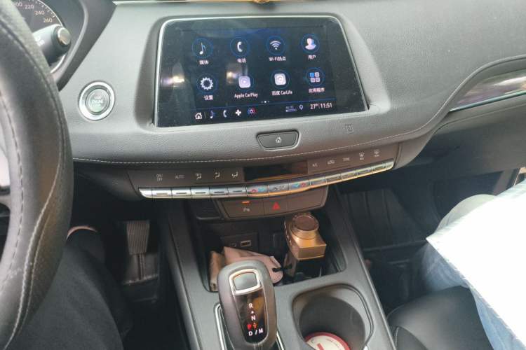 Used Cadillac XT4 2018 28T Two-Wheel Drive Tech Version Audio And AC Panel