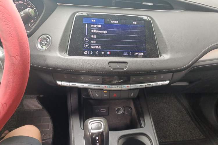 Used Cadillac XT4 2018 28T Two-Wheel-Drive Luxury Model Audio And AC Panel