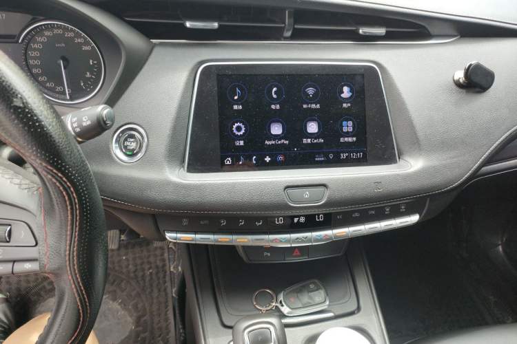 Used Cadillac XT4 2018 28T Two-Wheel Drive Tech Version Audio And AC Panel