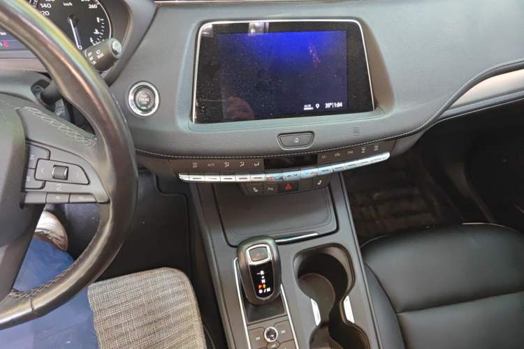 Used Cadillac XT4 2018 28T Two-Wheel Drive Leading Version Audio And AC Panel