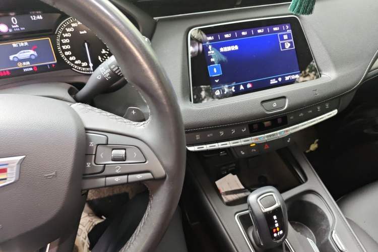 Used Cadillac XT4 2018 28T Two-Wheel Drive Leading Version Audio And AC Panel