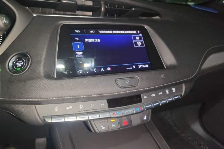 Used Cadillac XT4 2018 28T Two-Wheel Drive Leading Version Audio And AC Panel