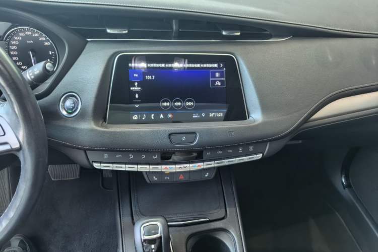Used Cadillac XT4 2018 28T Two-Wheel Drive Leading Version Audio And AC Panel