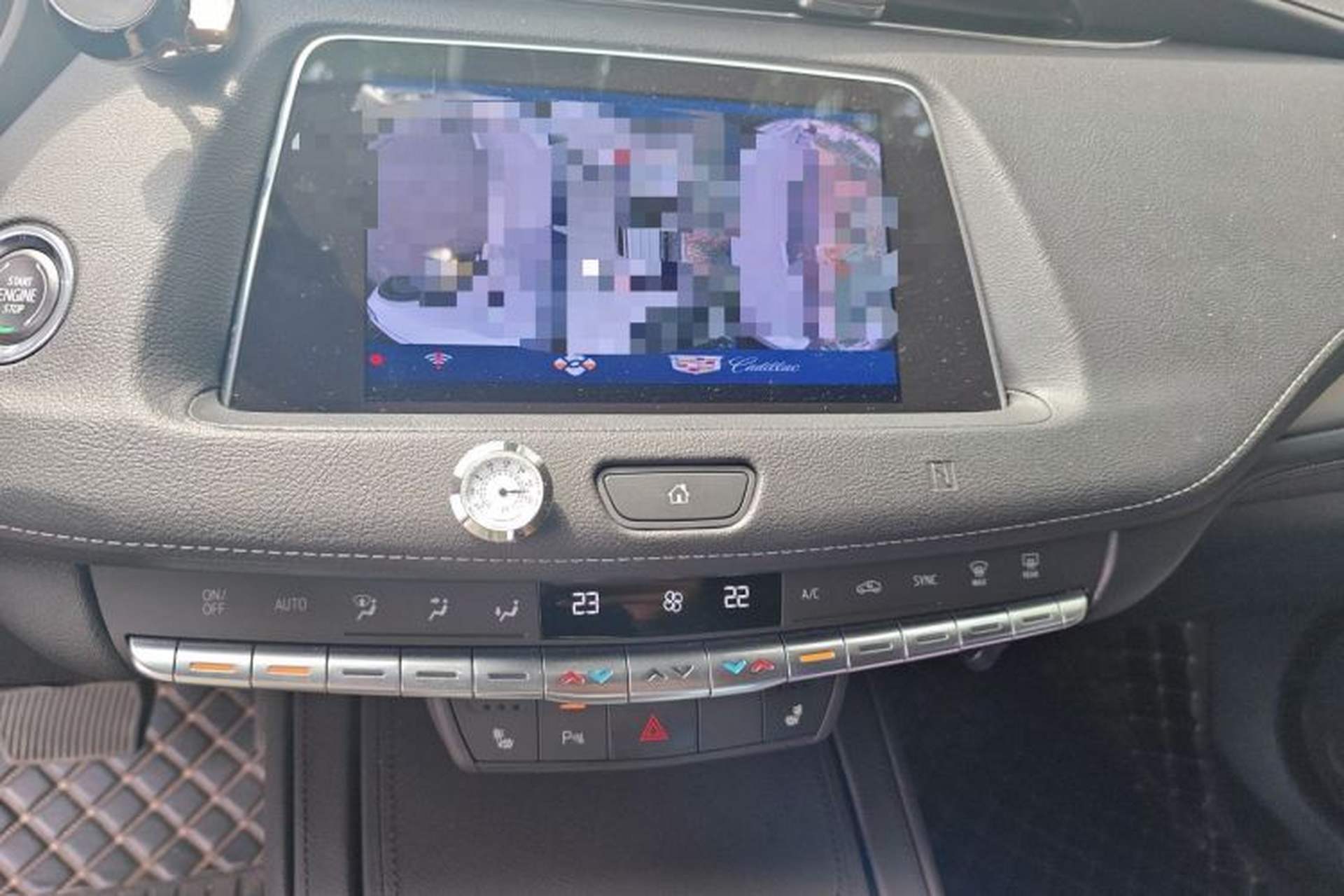 Used Cadillac XT4 2018 28T Two-Wheel Drive Leading Version Audio And AC Panel