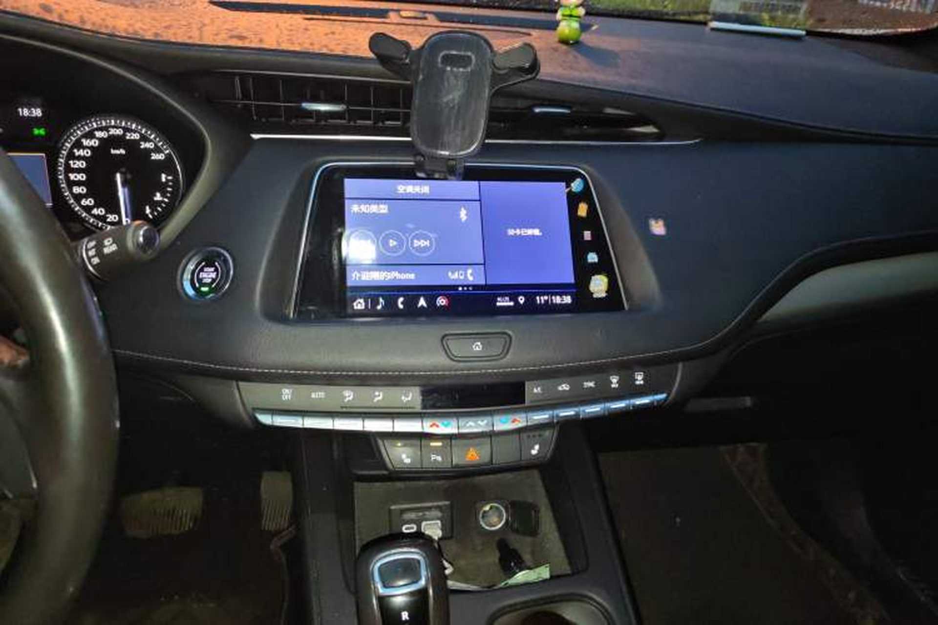 Used Cadillac XT4 2018 28T Two-Wheel Drive Leading Version Audio And AC Panel