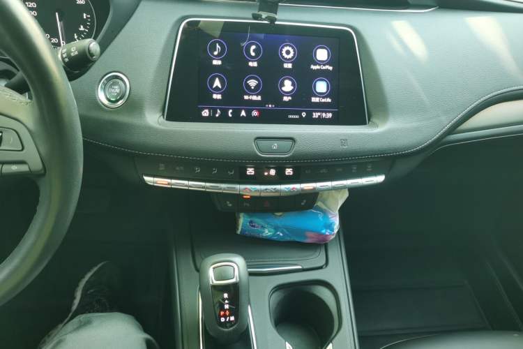 Used Cadillac XT4 2018 28T Two-Wheel Drive Leading Version Audio And AC Panel