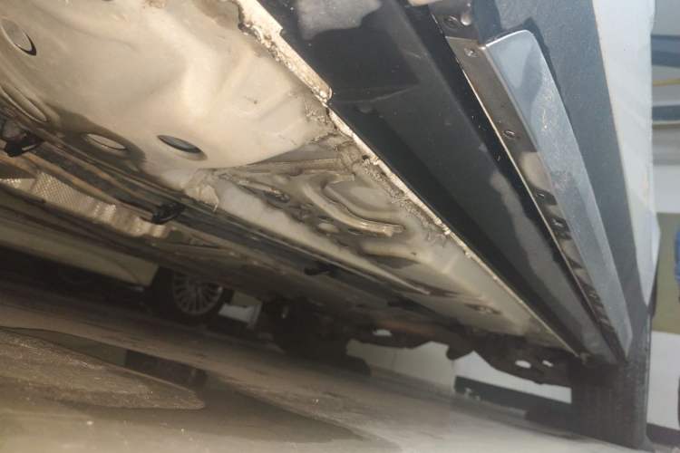 Used Cadillac XT4 2018 28T Two-Wheel Drive Leading Version Chassis Front Left