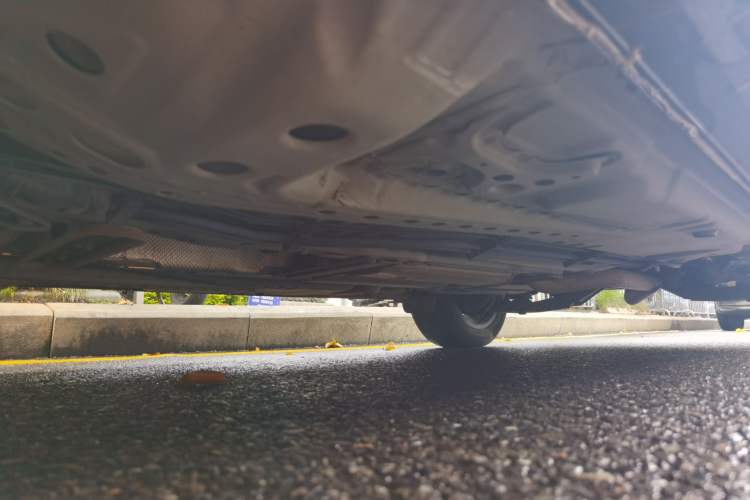 Used Cadillac XT4 2018 28T Two-Wheel Drive Leading Version Chassis Front Left