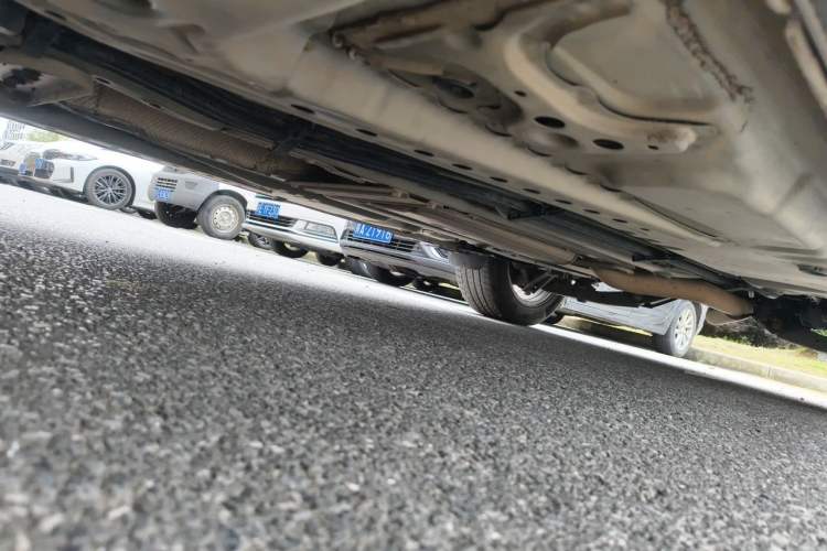 Used Cadillac XT4 2018 28T Two-Wheel Drive Tech Version Chassis Front Left
