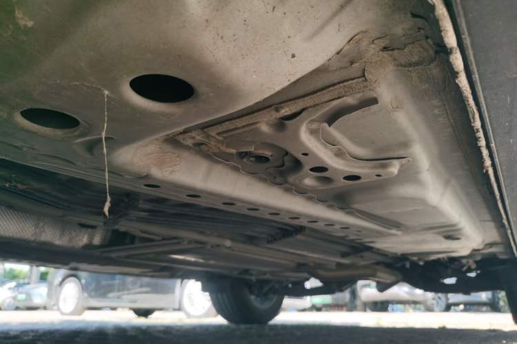 Used Cadillac XT4 2018 28T Two-Wheel Drive Leading Version Chassis Front Left