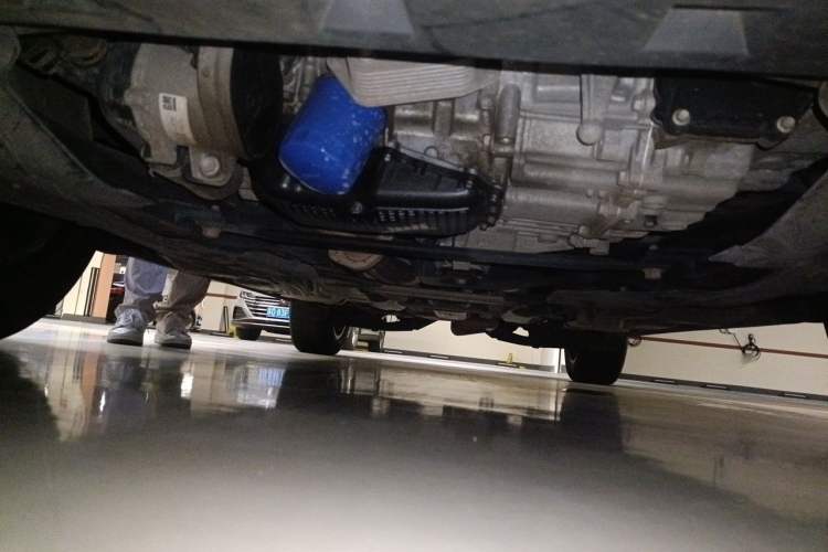 Used Cadillac XT4 2018 28T Two-Wheel-Drive Luxury Model Chassis Front