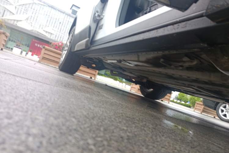 Used Cadillac XT4 2018 28T Two-Wheel Drive Leading Version Chassis Front Right