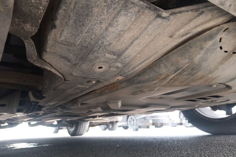 Used Cadillac XT4 2018 28T Two-Wheel Drive Leading Version Chassis Front Right