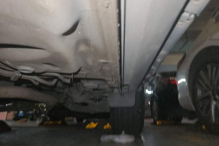 Used Cadillac XT4 2018 28T Two-Wheel Drive Leading Version Chassis Rear Left