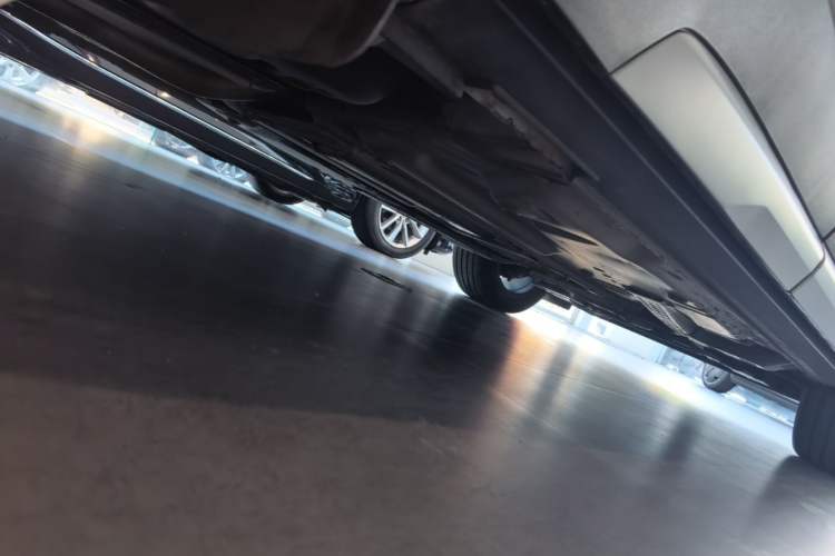 Used Cadillac XT4 2018 28T Two-Wheel Drive Leading Version Chassis Rear Right