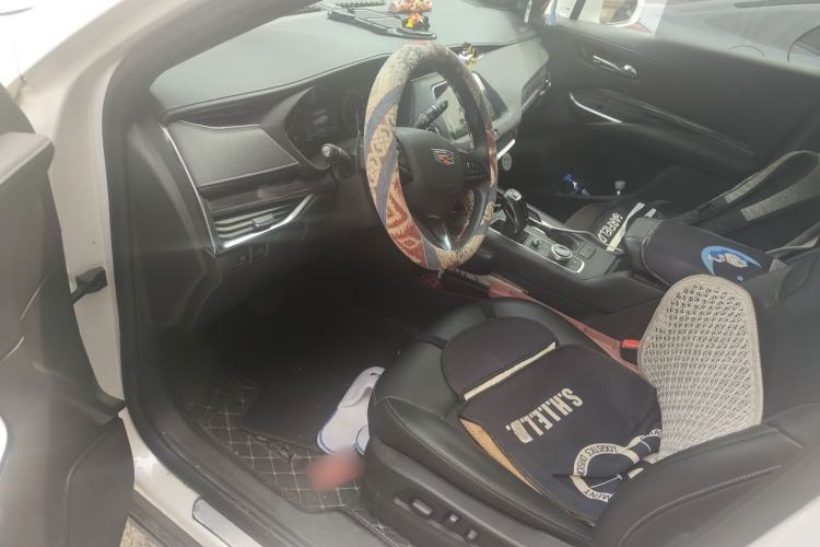 Used Cadillac XT4 2018 28T Two-Wheel Drive Tech Version Driver Seat