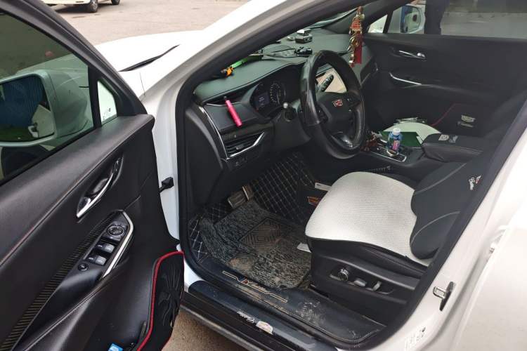 Used Cadillac XT4 2018 28T Two-Wheel Drive Luxury Sport Model Driver Seat