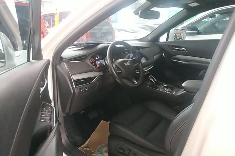 Used Cadillac XT4 2018 28T Two-Wheel Drive Leading Version Driver Seat