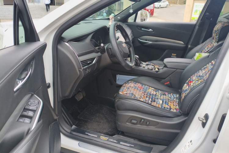 Used Cadillac XT4 2018 28T Two-Wheel-Drive Luxury Model Driver Seat