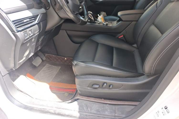Used Cadillac XT4 2018 28T Two-Wheel Drive Leading Version Driver Seat