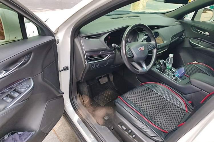 Used Cadillac XT4 2018 28T Two-Wheel Drive Tech Version Driver Seat