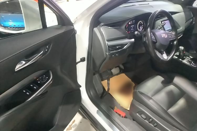 Used Cadillac XT4 2018 28T Two-Wheel Drive Leading Version Driver Seat
