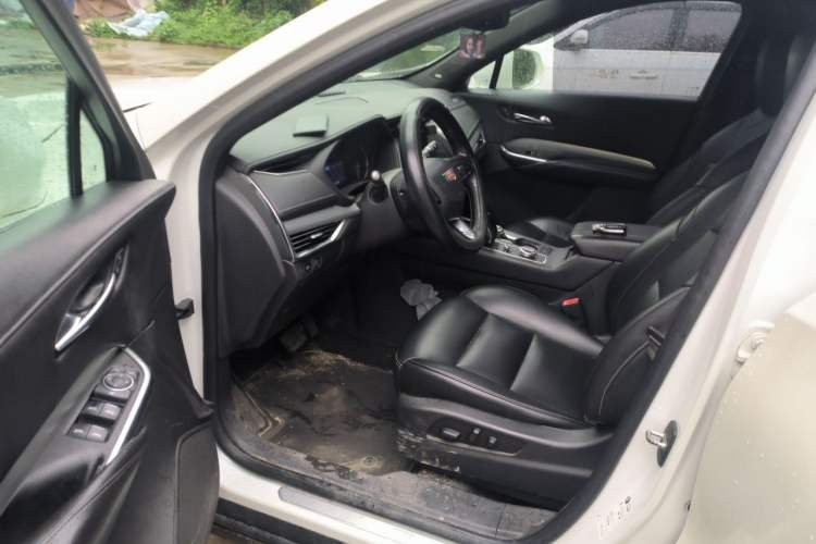 Used Cadillac XT4 2018 28T Two-Wheel Drive Leading Version Driver Seat