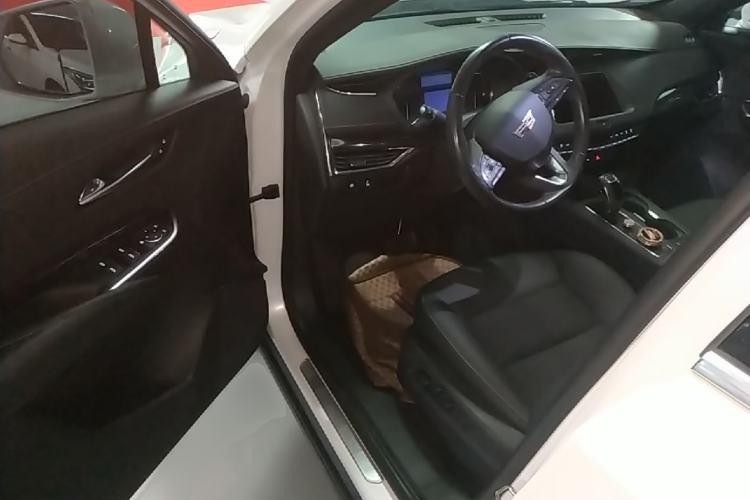 Used Cadillac XT4 2018 28T Two-Wheel Drive Tech Version Driver Seat