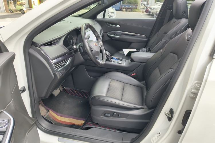Used Cadillac XT4 2018 28T Two-Wheel Drive Tech Version Driver Seat